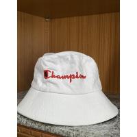 ราคา หมวกบักเก็ต champion สีขาว ปักแบรนด์สีแดง สภาพใหม่ (19944781319)