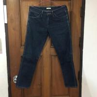 ราคา กางเกงยีนส์ wrangler มือสอง เอว 28 สภาพใช้งานนะคะ (2563925950)