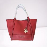 ราคา แถมใบเล็ก GUESS HEIDI HAMMERED EFFECT BAG 2 in 1กระเป๋าสะพายจาก Guess (26384782694)