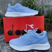 ราคา Diadora Fruta รองเท้าเด็กผู้หญิง ไซส์ 37 เท่านั้น (29375155613)