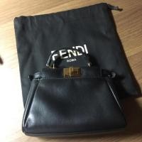 ราคา กระเป๋าFendi micro peekaboo (1540274956)