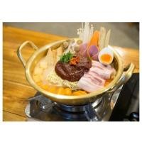 ราคา หม้อเกาหลีสีทองเหลือง พร้อมช้อนและตะเกียบสีทอง หม้อไฟเกาหลี หม้อต้มมาม่า หม้อรามยอน ขนาด22ซม. พร้อมฝามีรู ช้อนและตะเกียบ (11379388278)