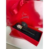 ราคา (New) (หายาก ) ลิปสติก Rouge Louboutin Lipstick Velvet matte สี 001M (ขายดีสุด) พร้อมถุง ซื้อจาก UK สีซ้ำกับที่ใช้อยู่ (43855259222)