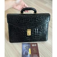 ราคา กระเป๋าเอกสารหนังท้องจระเข้แท้% มือสอง สภาพสวย✨ (24371654938)