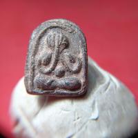ราคา พระปิดตาเนื้อผงเก่าไม่ทราบที่ (24695814699)