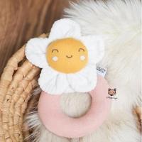 ราคา Mamas&Papas Grateful Garden Flowers rattles โดนัทหัดเขย่าดอกไม้ มือสอง (44107695803)