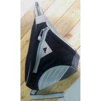 ราคา กระเป๋าสะพายข้างadidas มือสองของแท้ ขนาด 10''x16'' (1722398460)