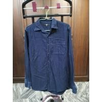 ราคา เสื้อเชิ้ต Uniqlo มือสองของแท้ (2726893402)