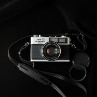 ราคา Olympus ✅กล้องฟิล์ม Olympus 35 DC Lens f40mm 1:1.7 ทำงานสมบูรณ์ (18843071964)