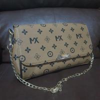 ราคา พร้อมส่ง กระเป๋า venus แท้ทรงสวยมาก สายโซ่สุดหรู (14770572731)