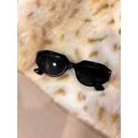 ราคา แว่นกันแดด Sunglasses สีดำ ทรงสวย (พร้อมส่งทันที) ทรงสวย แว่นหน้าเรียว (52554194542)