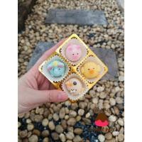 ราคา ขนมอาลัว ขนมอาลัวการ์ตูน 1 กล่อง 4 ชิ้น อาลัวกะทิหอม ขนมไทยโบราณ (ไม่อบควันเทียน) (27585752136)