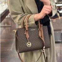 ราคา ✴️แท้ % MK Sheila Medium Satchel Crossbody Bag (28355197696)
