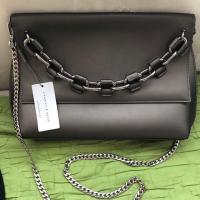 ราคา กระเป๋าสะพายข้าง charles&keith มือ2 กระเป๋าโซ่ กระเป๋าคอร์สบอดี้ (5434145588)