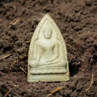 ราคา Antig on Shopee 5262 พระพุทธโคดมเนื้อดินเผา พุทโธรฤก หลวงพ่อขอม วัดไผ่โรงวัว จังหวัดสุพรรณบุรี สร้างปี 2511 (25070023656)