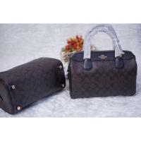 ราคา NewCoach หมอน 12นิ้ว สีนำ้ตาลเข้ม ลายซี พร้อมสายสะพาย free ems (1552402085)