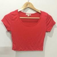 ราคา **พร้อมส่งไซส์ M ** Crop top ป้าย ZENANA ❤️ (1308221153)