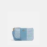 ราคา กระเป๋าคล้องมือ งานshop Coach SMALL WRISTLET IN SIGNATURE JACQUARD (14640694615)