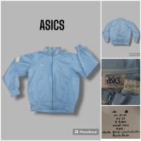 ราคา เสื้อแจ็คเก็ต Asics มือสอง สีฟ้าอ่อน สภาพดี (ได้ทั้งชาย/หญิง)⭐อก40-44⭐ (24255737643)
