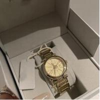 ราคา 2026 แฟชั่นกีฬาแฟชั่นกีฬา West Queen Influencer สุภาพสตรีนาฬิกา High-End คู่ Universal สไตล์เดียวกัน Ice Blue Quartz กันน้ํา High-End นาฬิกา 0e3 (49954122732)