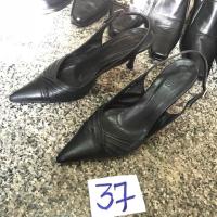 ราคา คัชชูหนังแท้37 สวยมากค่ะ มือ2สภาพเริ่ด! (1608217421)