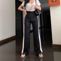 ราคา กางเกงขากระบอก ผ้าฮานาโกะ แต่งแถบข้างสีขาว ใส่สบาย Banana milky (4560053492)