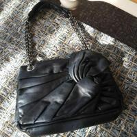 ราคา nina ricci กระเป๋าหนังแกะนุ่มๆ 11นิ้ว (21621859292)