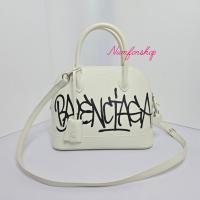 ราคา Balenciaga Ville XXS Top Handle Bag White ปี2023 มือสองสภาพดี (29377458195)