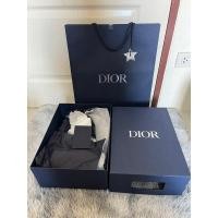 ราคา ชุดกล่องรองเท้าดิออ/Dior(มีตำหนิ)มือสอง (25001730368)