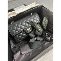 ราคา Chanel classic 9" Holo 31 (23539795484)