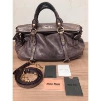 ราคา กระเป๋า MIU MIU Regular สีม่วง มือสอง ของแท้ (7984081701)