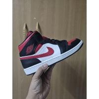 ราคา รองเท้า Nike Jordan 1mid blackfirered (25122536517)