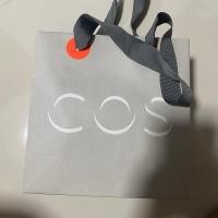 ราคา ถุงกระดาษ cos ใบเล็ก ไม่เคยใช้งาน (22063773913)