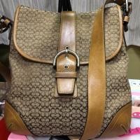 ราคา ของแท้ 100% กระเป๋า Coach ครอสบอดี้มือสอง (3442874663)