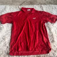 ราคา เสื้อโปโลกีฬาสีแดง yonex ป้ายติดไซส์ L ของแท้ 100% (43377621597)