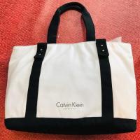 ราคา Calvin Klein กระเป๋ามือสอง แบรนด์แท้ (5103078117)