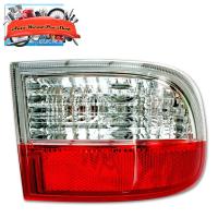 ราคา ทับทิมท้าย + หลอด ขวา แท้ สี Red Bt-50 Pro Mazda 2, 4 ประตู ปี2012 - 2018 (4982747843)