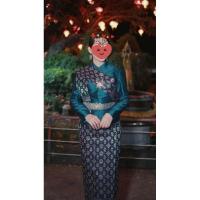 ราคา ชุดไทย จิตรลดา สีเขียวมรกต (24450238913)