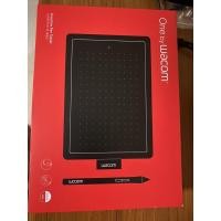 ราคา one by Wacom Creative Pen Tablet (4679106221)