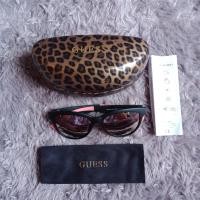 ราคา แว่นกันแดด Guess มือสอง (16849610949)