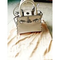 ราคา กระเป๋าสะพายข้าง lyn around แท้มือสองจากช็อป (7011118966)