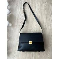 ราคา กระเป๋าแบรนด์เกาหลี Demerial หนังแท้ ของแท้ 100% สภาพดีมีร่องรอยบ้าง ขอคนเข้าใจงานมือสอง (40661870602)