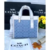 ราคา Coach Field Tote 22 In Signature Chambray (15445888871)
