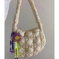 ราคา พร้อมส่งพวงกุญแจ Carlyn soft bag Charm (23529481663)