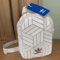 ราคา กระเป๋า Adidas Mini Backpack ของใหม่ แท้จาก shop (4717412455)