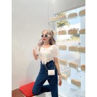 ราคา ส่งต่อ Missagale Kloset เซ็ตเสื้อลูกไม้ขาว+กางเกงยีนส์เอวสูงสีเข้ม ไซส์ M เคยใส่แค่กางเกงไป1ครั้ง เสื้อยังไม่เคยใส่ (18021020250)