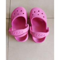 ราคา รองเท้าcrocs C6. ขนาดเท้าไม่เกิน14cm. (6322466029)