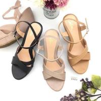 ราคา รองเท้าส้นเตารีด (สีดำ) “มือสอง” (832438953)