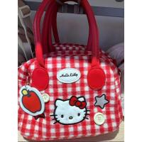 ราคา [คลังสินค้าพร้อม] Hello Kitty กระเป๋าเป้สะพายหลังลายสก๊อตสีแดงหญิง 2025 ใหม่การ์ตูน สวัสดี คิตตี้ นุ่มน่ารักไหล่กระเป๋าถือสุดน่ารักกระเป๋ายอดนิยม (57403364671)