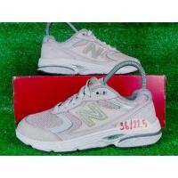 ราคา รองเท้ามือสองของเเท้ไซส์35-36ราคา79ทุกคู่ (18886465489)